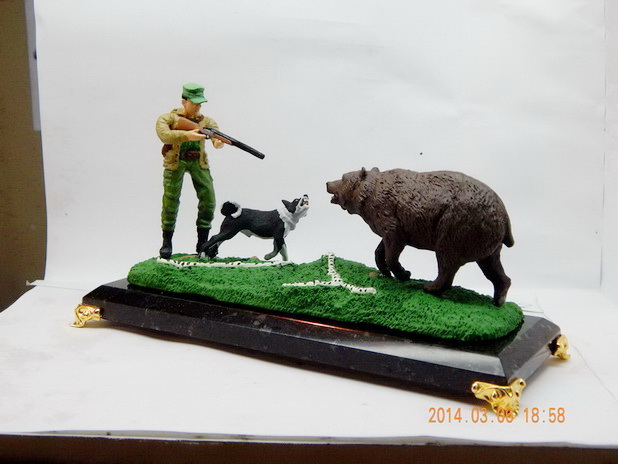 Охотник из маленьких кошмаров 2. Кукла "охотник". Слепить охотника. Как слепить охотников. Mono little nightmares фигурки.