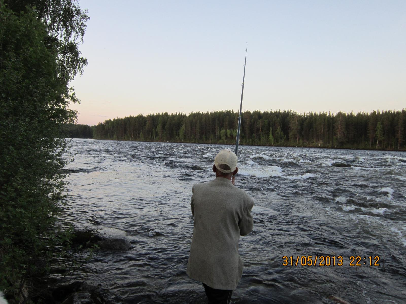 рыбалка на реке Сегежа в Карелии. Лето 2013г.